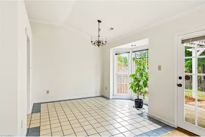 900 Heatherstone Drive, Winston-Salem, NC 27104 - Photo 12