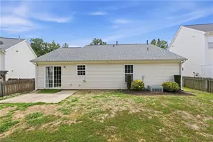 7 Bluestem Ct, Greensboro, NC 27405 - Photo 24