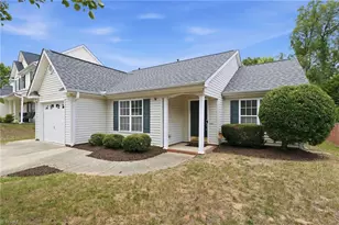 7 Bluestem Ct, Greensboro, NC 27405 - Photo 2