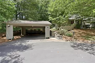 113 Maple Hill Ct, Winston-Salem, NC 27106 - Photo 4