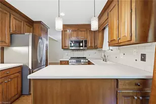 113 Maple Hill Ct, Winston-Salem, NC 27106 - Photo 6
