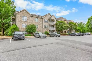 923 Windcastle Ln, Winston-Salem, NC 27105 - Photo 1