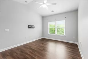 923 Windcastle Ln, Winston-Salem, NC 27105 - Photo 4