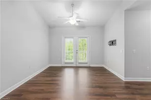 923 Windcastle Ln, Winston-Salem, NC 27105 - Photo 2