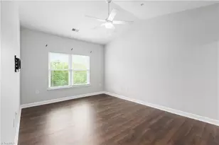 923 Windcastle Ln, Winston-Salem, NC 27105 - Photo 16