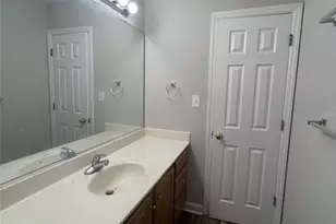 1207 Glendale Dr, Greensboro, NC 27406 - Photo 10