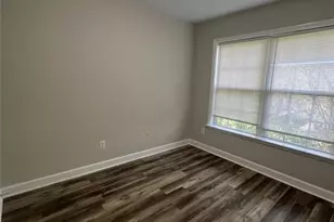 1207 Glendale Dr, Greensboro, NC 27406 - Photo 8