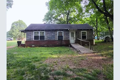 109 S Avondale Road, Lexington, NC 27292 - Photo 2