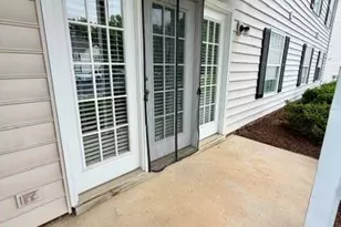 7129 Friendly Ave, Greensboro, NC 27410 - Photo 18