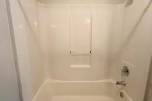 7129 Friendly Ave, Greensboro, NC 27410 - Photo 10