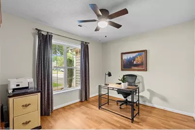 8 Mansfield Circle, Greensboro, NC 27455 - Photo 24