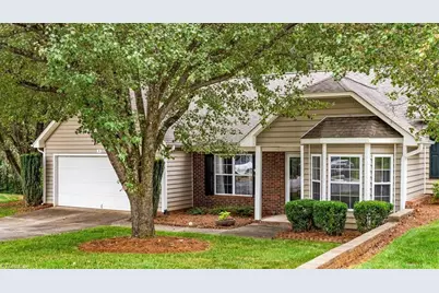 8 Mansfield Circle, Greensboro, NC 27455 - Photo 2
