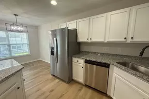 116 Goldfinch Ave, Greensboro, NC 27409 - Photo 8