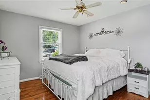 2319 Glenhaven Dr, Greensboro, NC 27406 - Photo 10