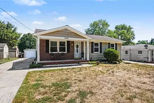2319 Glenhaven Dr, Greensboro, NC 27406 - Photo 2