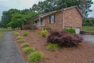 804 Newington Dr, Clemmons, NC 27012 - Photo 38