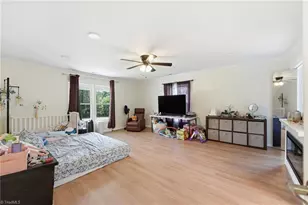 2016 Haw River Hopedale Rd, Burlington, NC 27217 - Photo 20