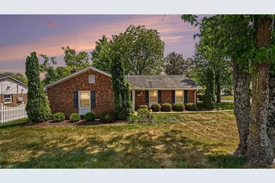 1805 W Vandalia Road, Greensboro, NC 27406 - Photo 4