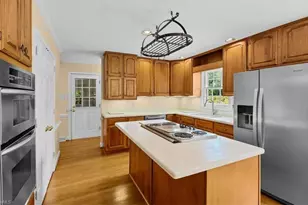 707 Sussex Ct, Greensboro, NC 27410 - Photo 22