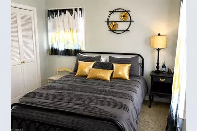 529 Carolina Avenue N, Statesville, NC 28677 - Photo 26