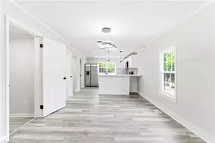 112 Jefferson St, Burlington, NC 27217 - Photo 10