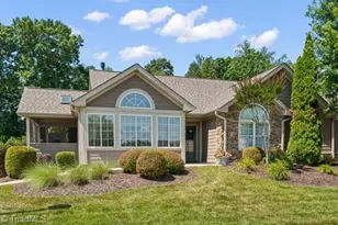 23 Pitlockry Pl, Greensboro, NC 27407 - Photo 2