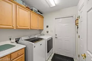 23 Pitlockry Pl, Greensboro, NC 27407 - Photo 18