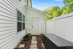 4960 Cannon Crossing Wy, Greensboro, NC 27410 - Photo 28