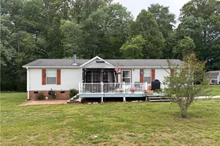 1090 Chestnut Grove Rd, King, NC 27021 - Photo 1