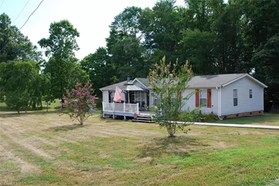 1090 Chestnut Grove Road, King, NC 27021 - Photo 6