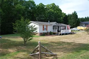 1090 Chestnut Grove Rd, King, NC 27021 - Photo 4