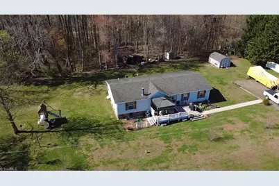 1090 Chestnut Grove Road, King, NC 27021 - Photo 8