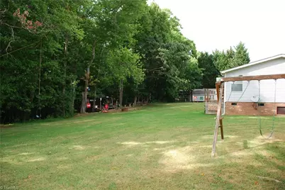 1090 Chestnut Grove Road, King, NC 27021 - Photo 32