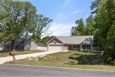 147 Lambeth Road, Thomasville, NC 27360 - Photo 4