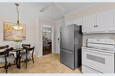 618 W Cornwallis Drive, Greensboro, NC 27408 - Photo 10