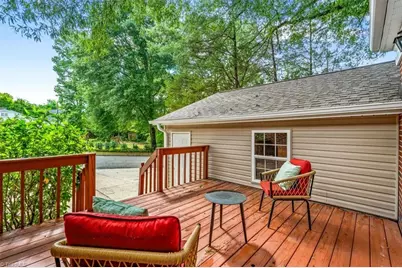 618 W Cornwallis Drive, Greensboro, NC 27408 - Photo 24