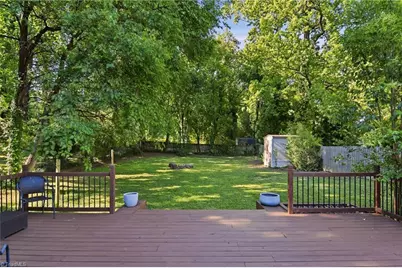 4005 Walker Avenue, Greensboro, NC 27403 - Photo 26