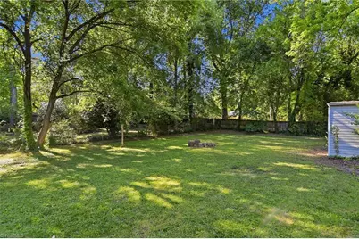 4005 Walker Avenue, Greensboro, NC 27403 - Photo 30
