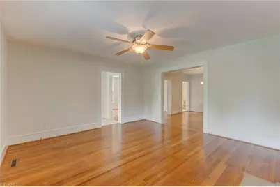 411 S Third Street, Mebane, NC 27302 - Photo 10