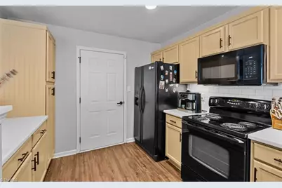5602 Harbor House Drive, Greensboro, NC 27410 - Photo 16