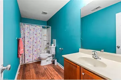 805 Forest Crest Drive, Greensboro, NC 27406 - Photo 12