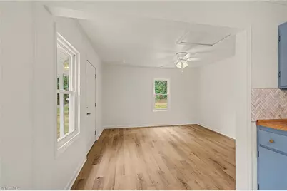300 E Cedar Street, Yadkinville, NC 27055 - Photo 10