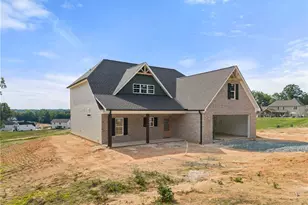 493 Nifong Rd, Clemmons, NC 27012 - Photo 2