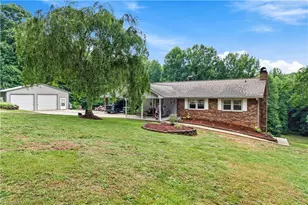 303 Alexander Dr, North Wilkesboro, NC 28659 - Photo 2
