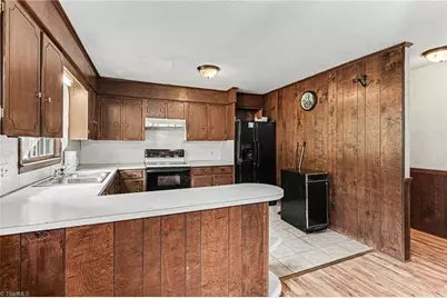 1040 Beechwood Road, King, NC 27021 - Photo 4