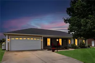 136 Meadowview Rd, Mocksville, NC 27028 - Photo 32