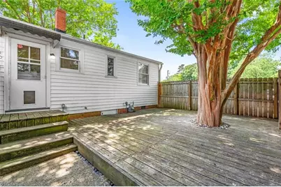 556 Overlook Street, Greensboro, NC 27403 - Photo 14