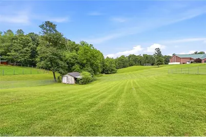 1692 Pads Road, North Wilkesboro, NC 28659 - Photo 44