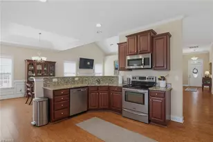 5399 Dobson Rd, Greensboro, NC 27410 - Photo 10