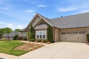 4364 Rockledge Ln, Thomasville, NC 27360 - Photo 2